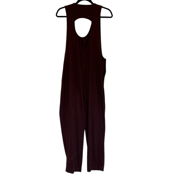 Free People Beach Wine Cropped Cutout Back Relalaxed Linen Blend Jumpsuit Size S - Picture 13 of 14